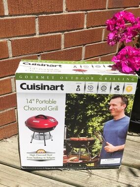 NWT Cusinart 14” Portable Charcoal Grill